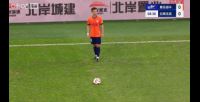 首开记录！刘军帅开场9分钟轻巧头球破门，青岛海牛1-0云南玉昆
